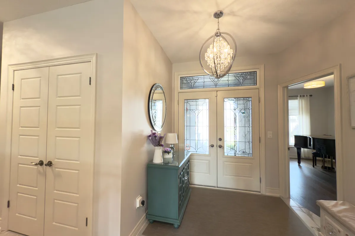 59 Julia Drive, ON L3C 0E7