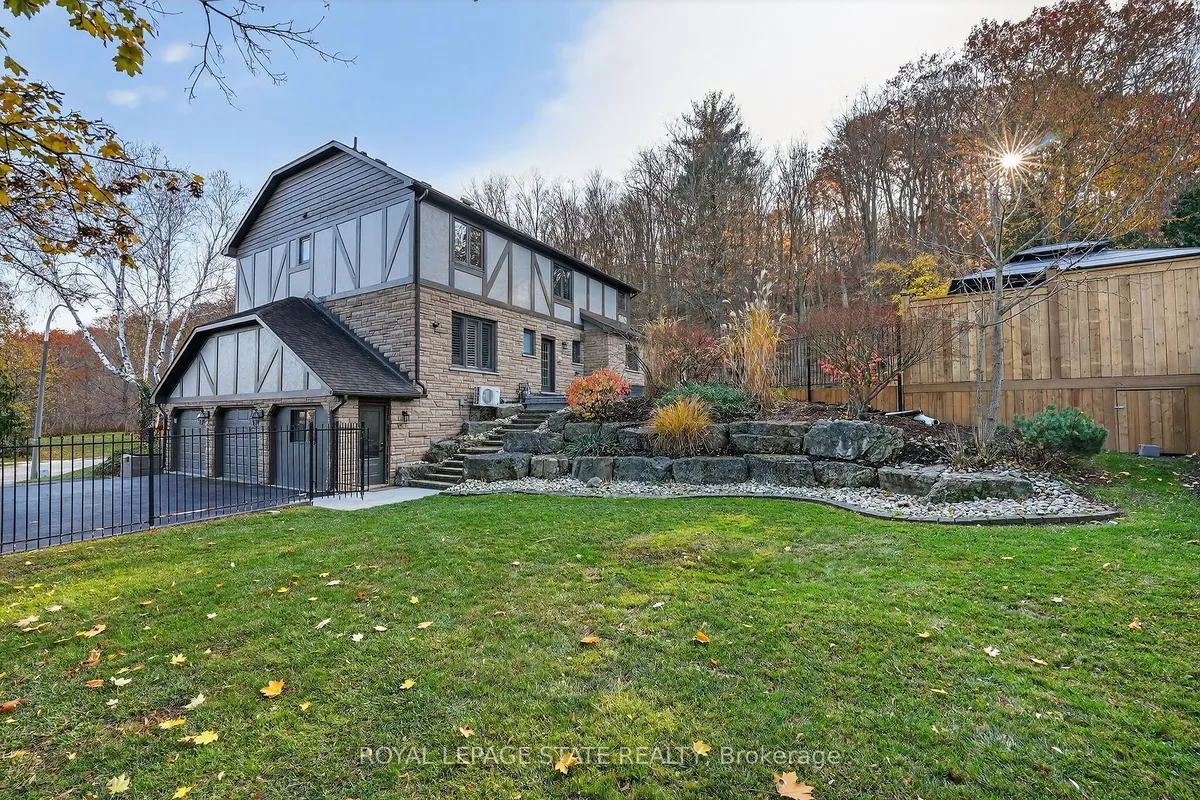 40 Parkwood Road, ON L3M 4K9