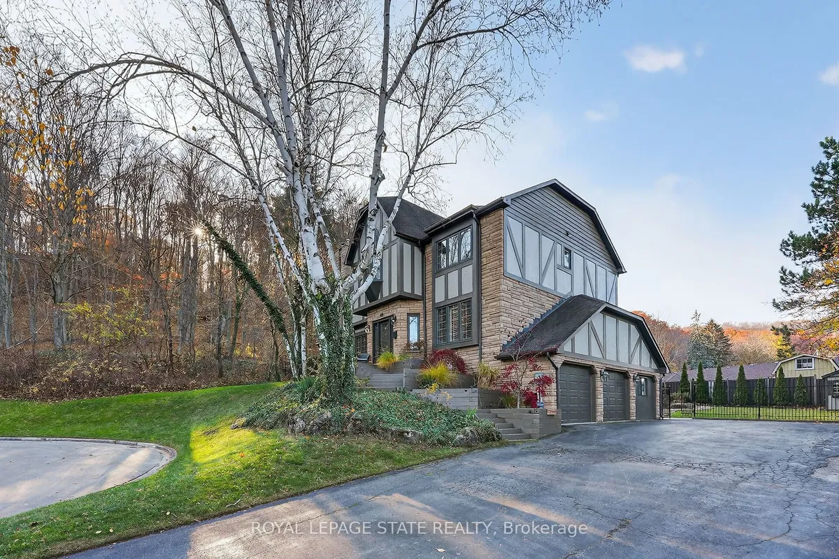 40 Parkwood Road, ON L3M 4K9