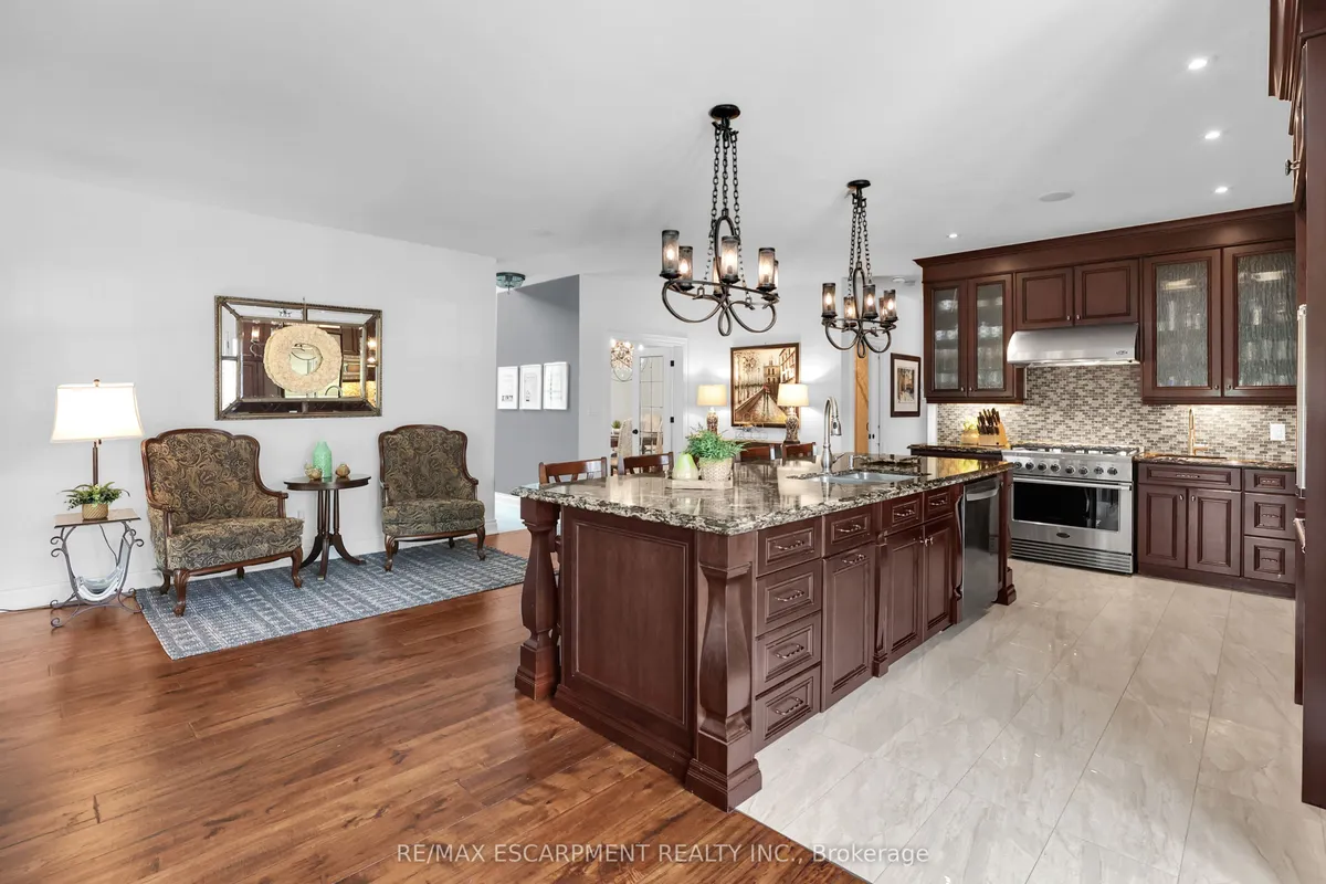 7804 Schisler Road, ON L3B 5N4