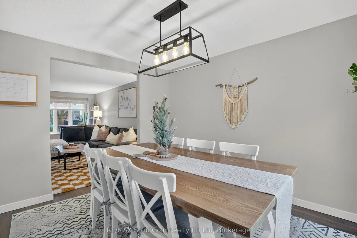 23 Rushbrook Drive, ON N2E 3C1