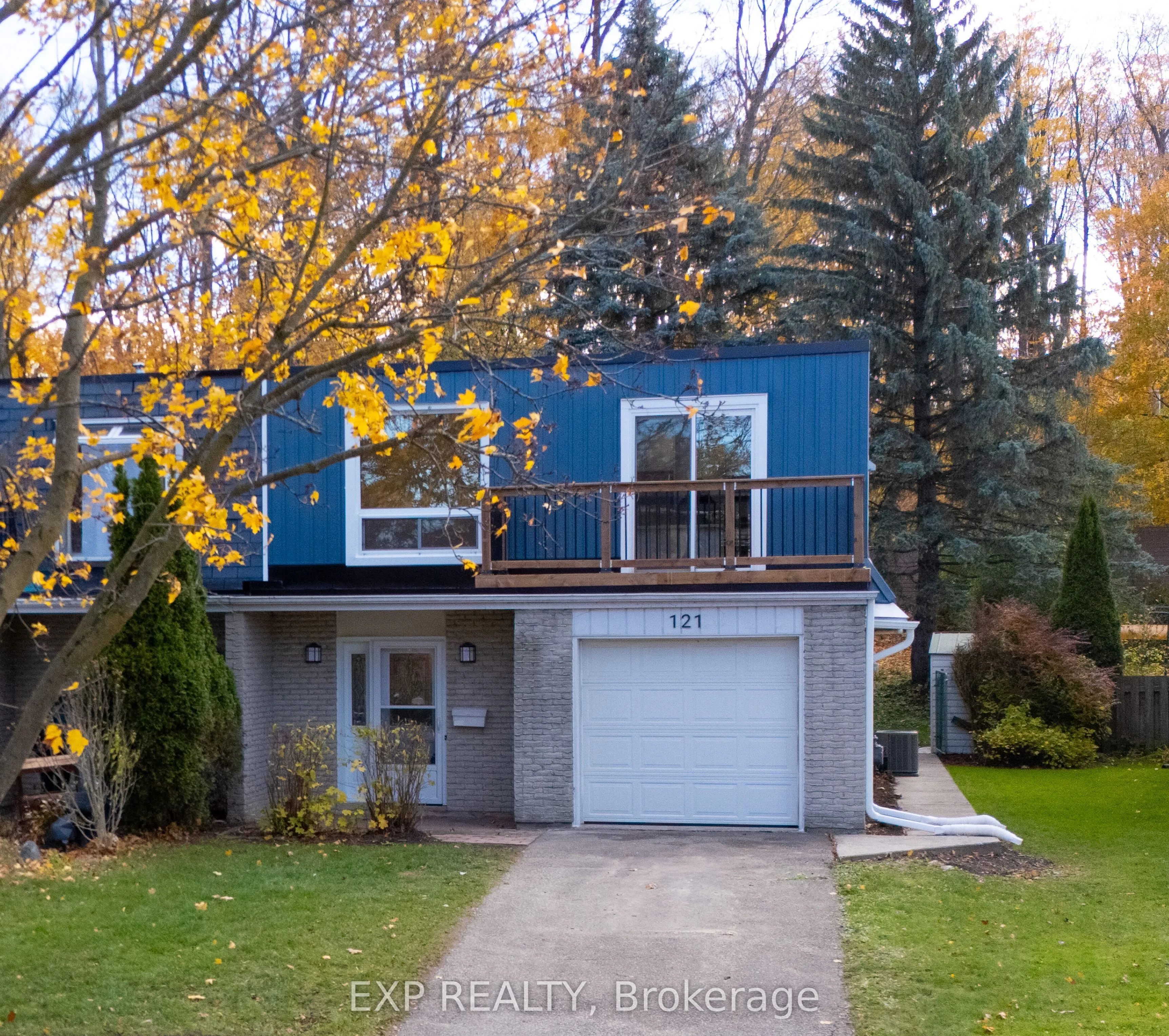 121 Ingleside Drive, ON N2M 2G9