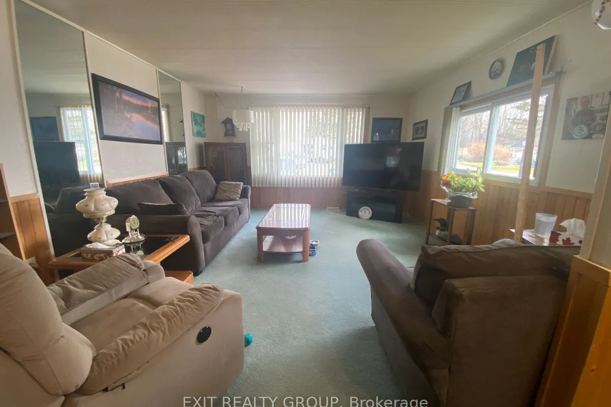 63 Whites Road, ON K9V 5P5