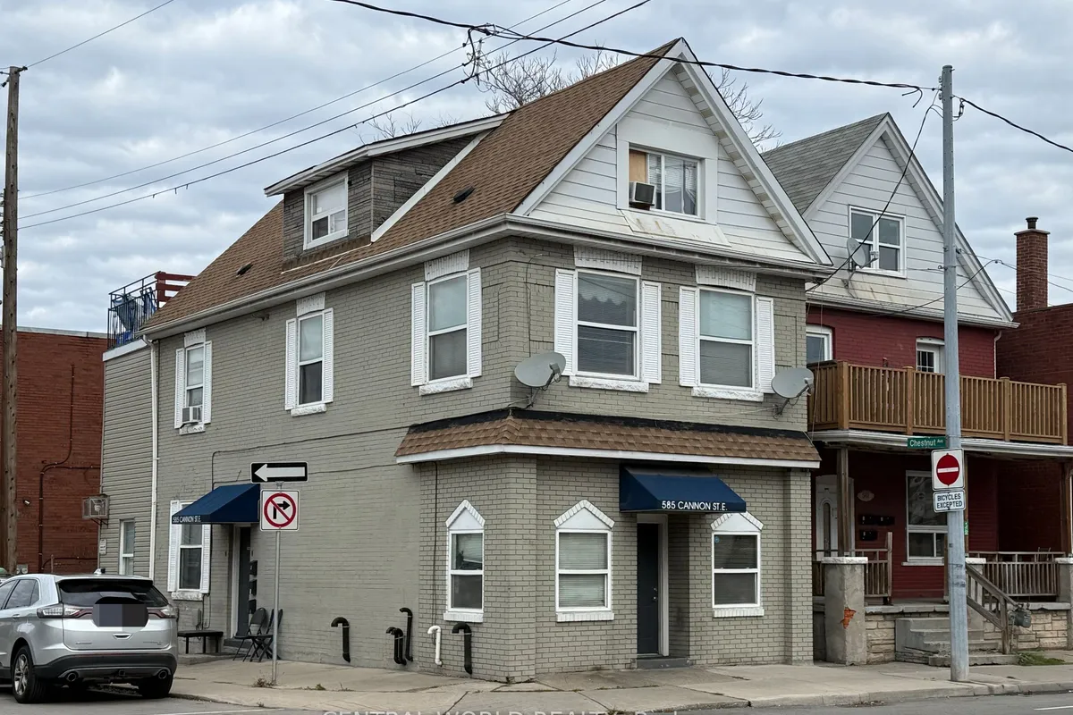 585 Cannon Street, ON L8L 2G6