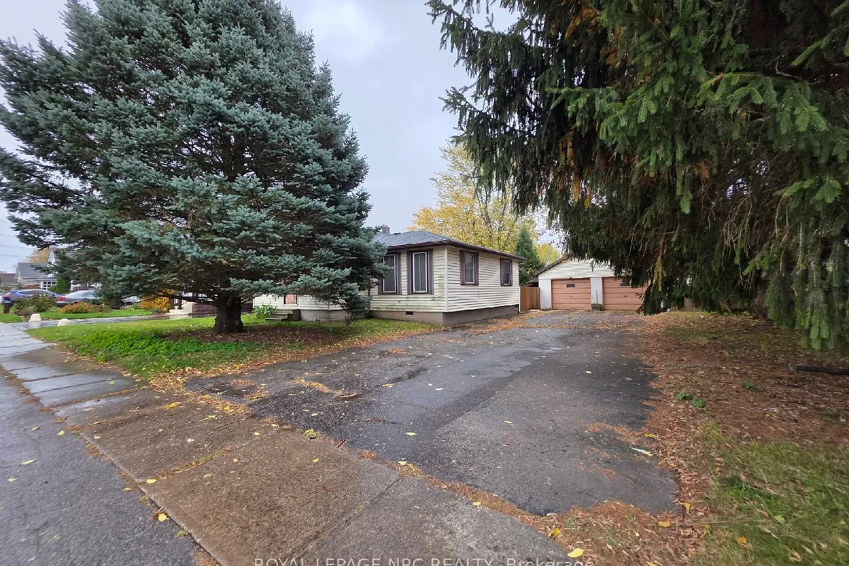 6414 Taylor Street, ON L2G 2G1