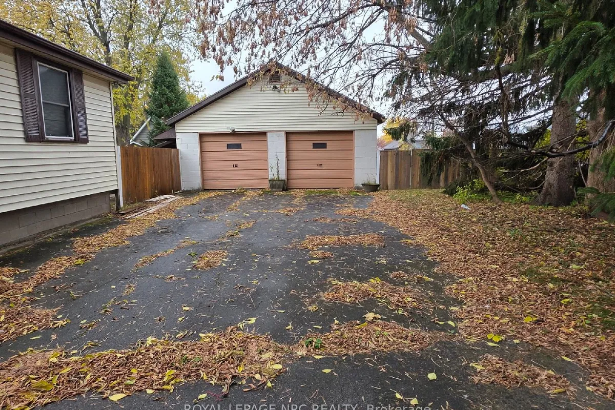 6414 Taylor Street, ON L2G 2G1