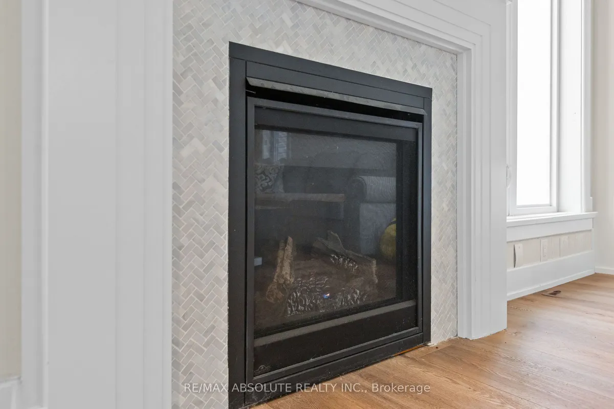 106 MCPHAIL Road, ON K7C 0P7