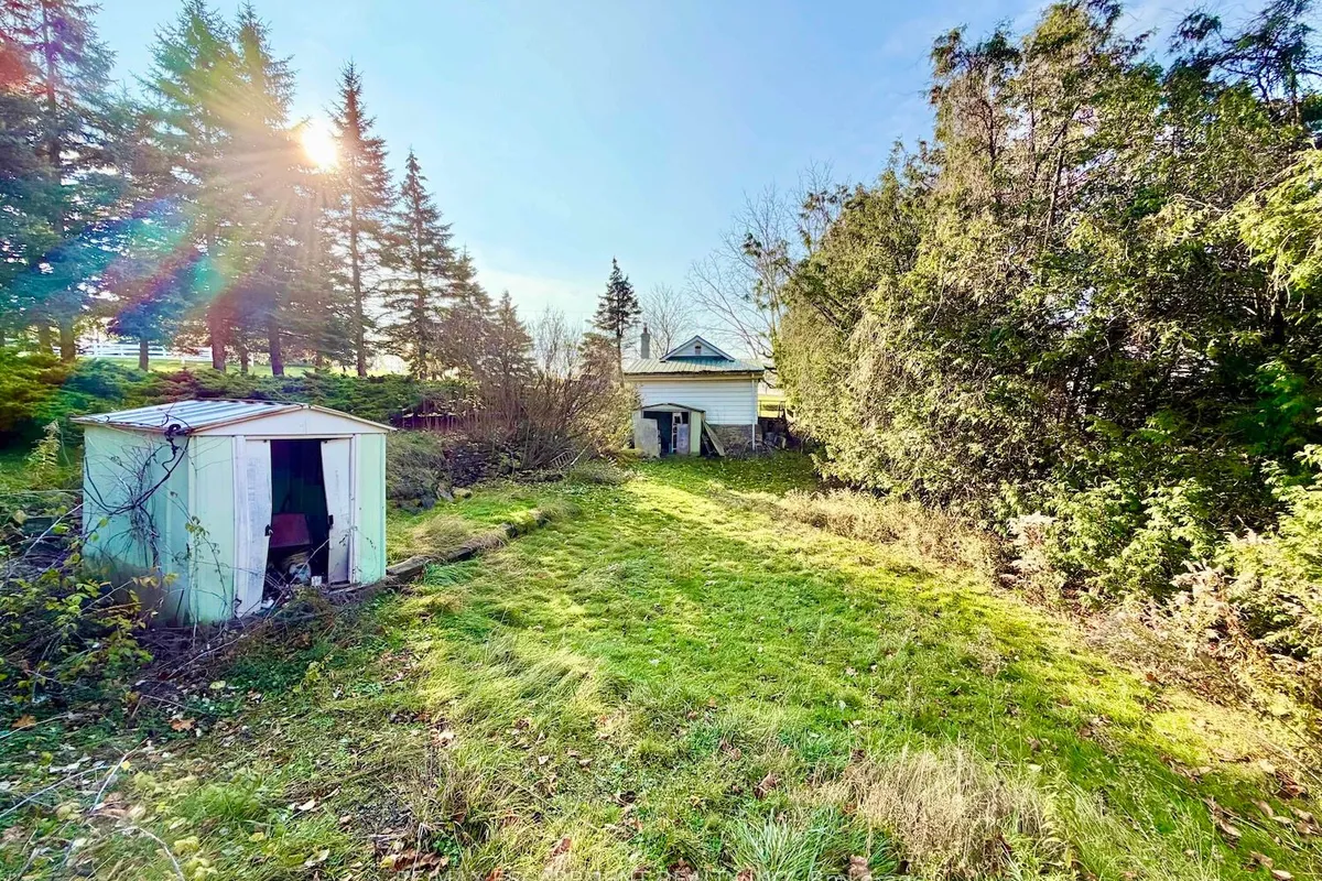 96 Ridge Road, ON L3M 4E7