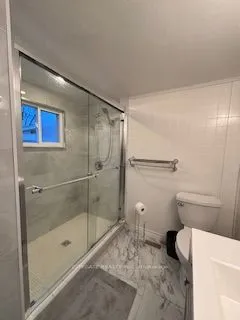 7801 Woodbine Street, ON L2H 1C4