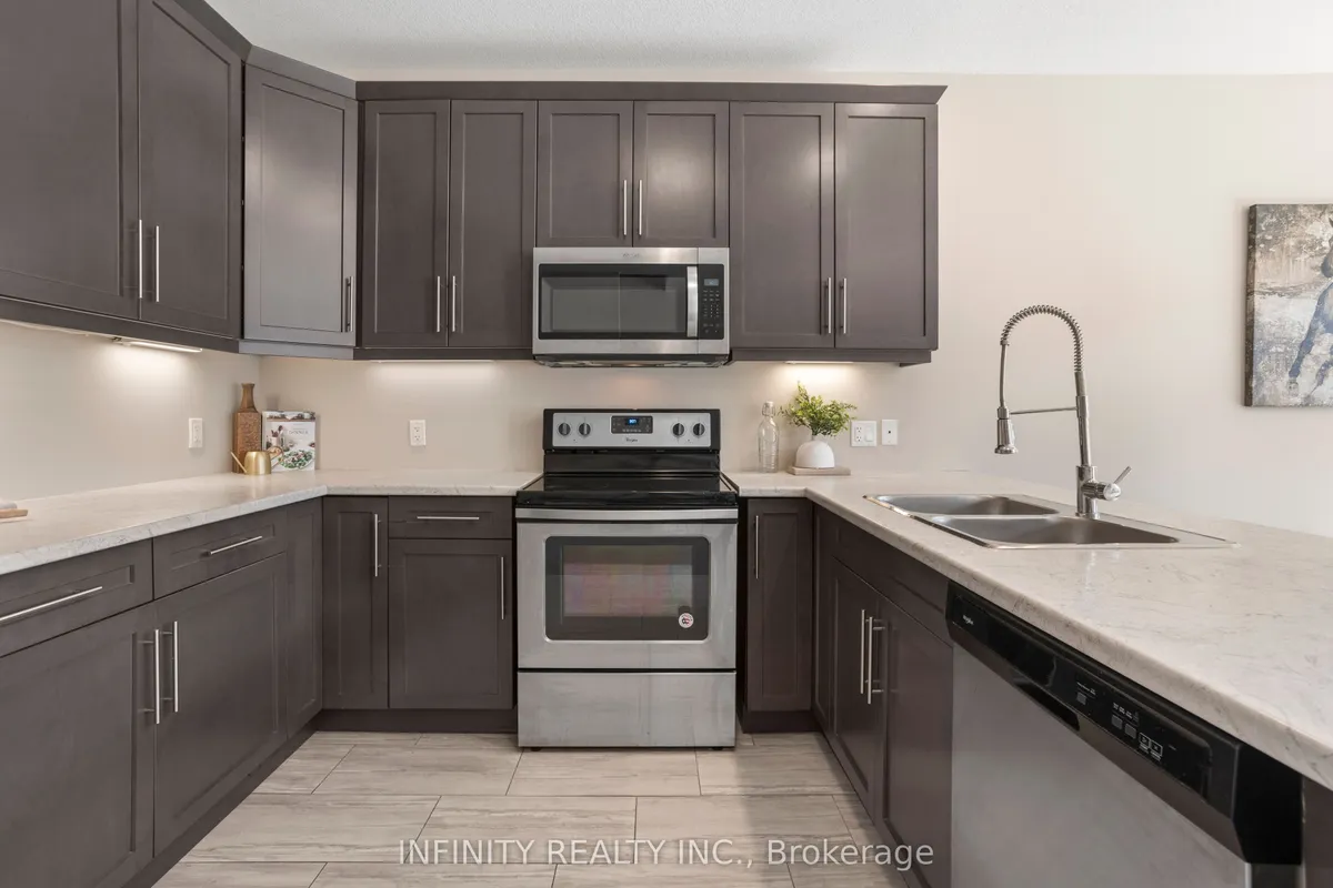 2018 Clayridge Way, ON N6G 0V3