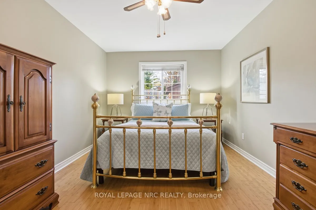 12 Kinsman Court, ON L3E 0L1