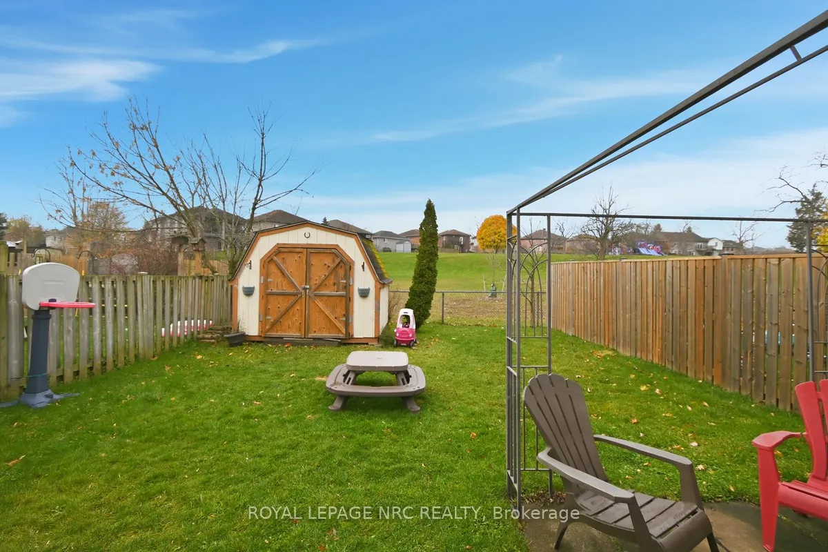 6 APOLLO Drive, ON L3K 6B3