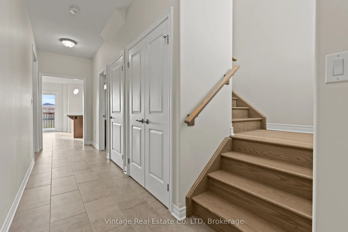 Detached kitchen at 33 Cinnamon Street Thorold