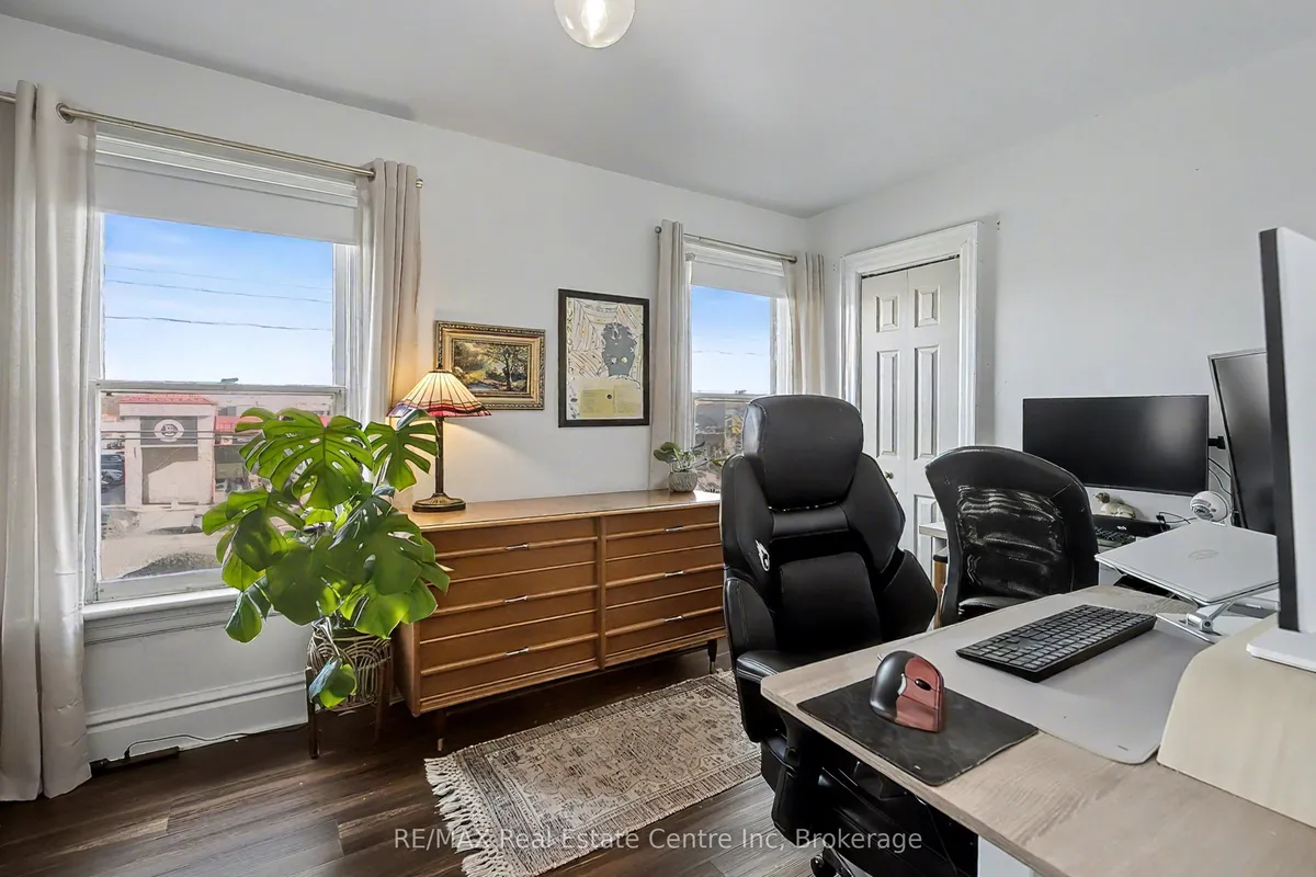 217 Victoria Road, ON N1E 5P9