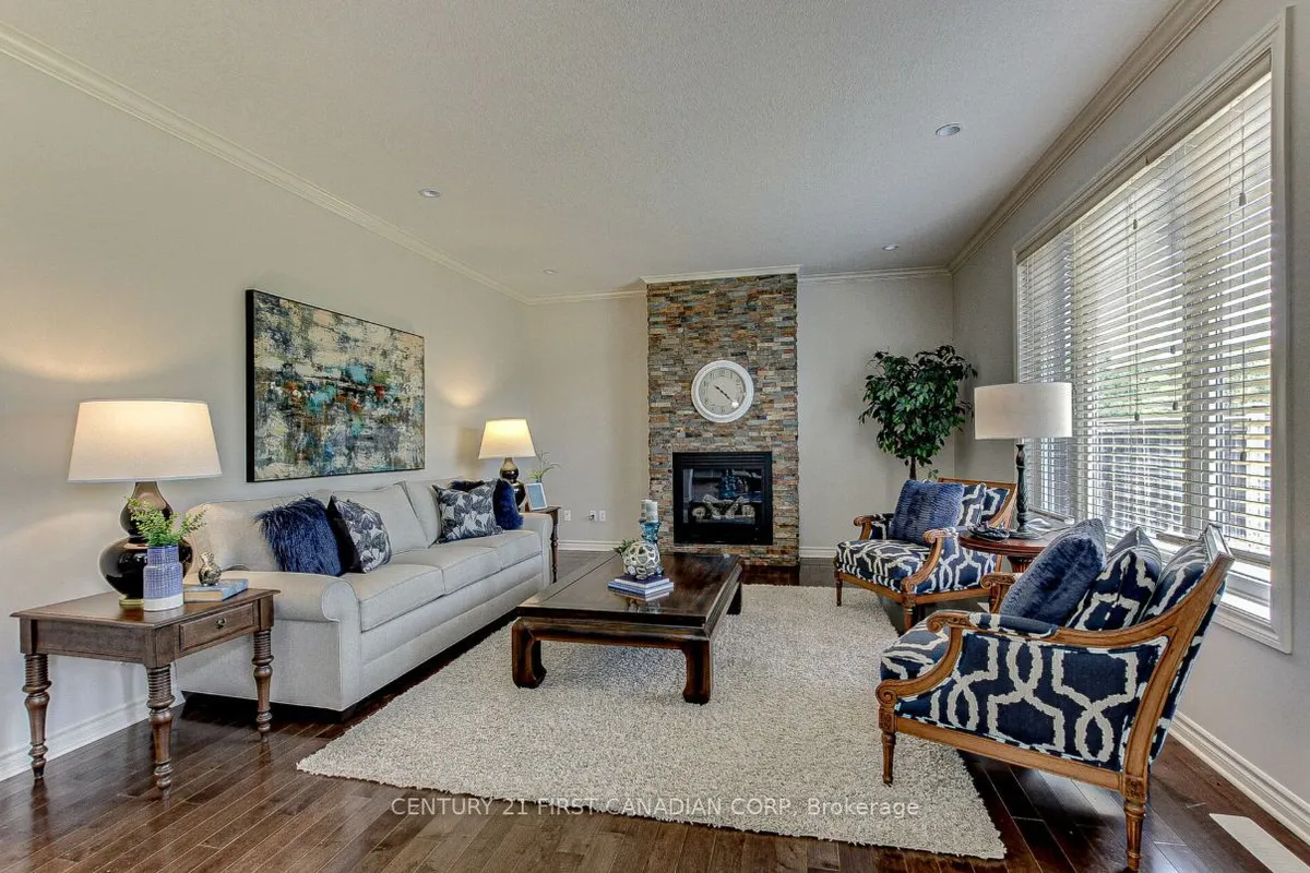 1956 Quarrier Road, ON N6G 5L2