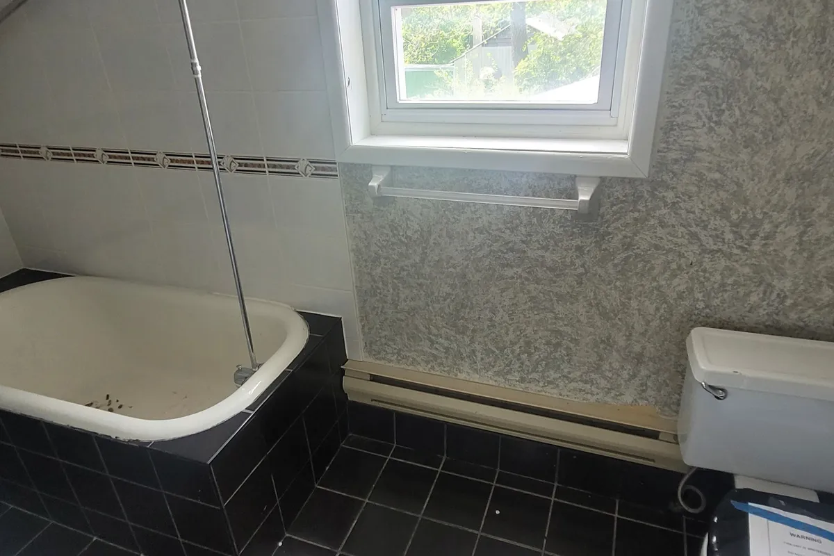 88 West Street, ON K7R 2P2