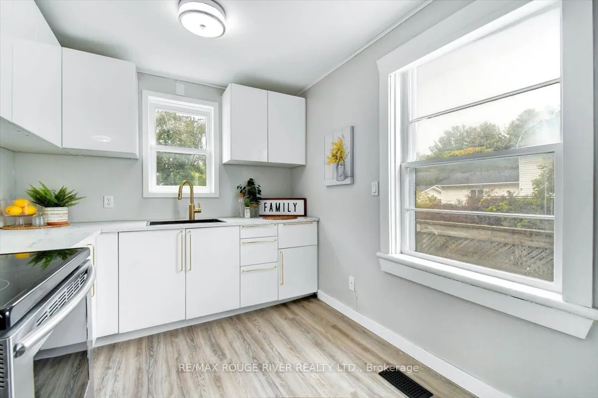 232 Lyle Street, ON K0K 2G0