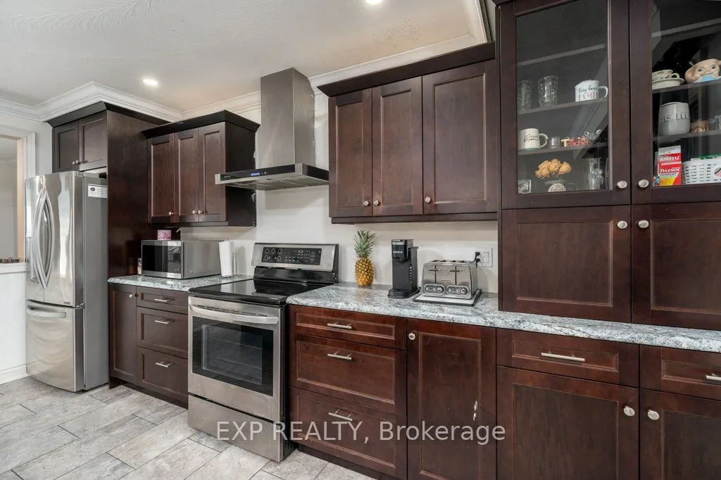 23 Panelas Crescent, ON K8V 6A5