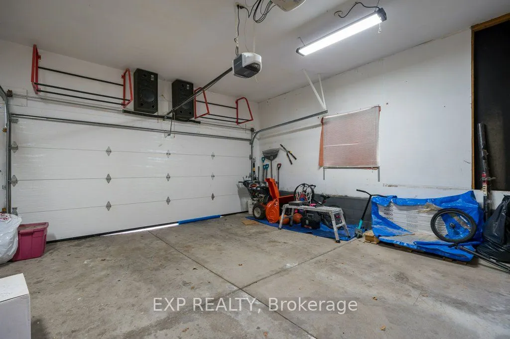 23 Panelas Crescent, ON K8V 6A5