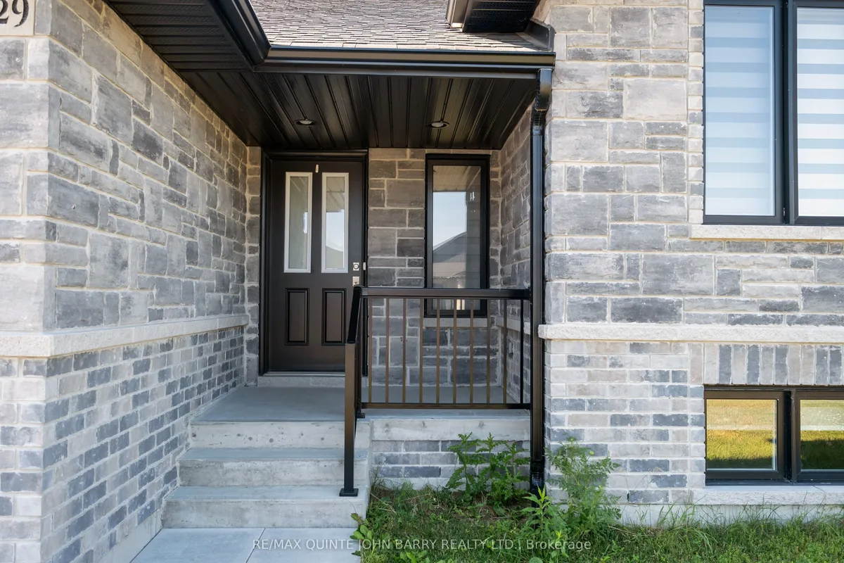 29 Cattail Crescent, ON K8V 0J3