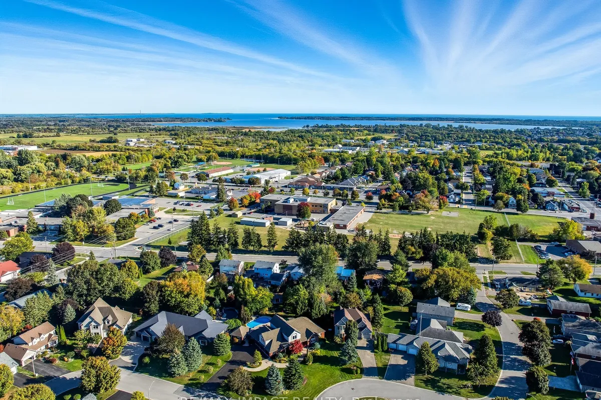 22 Daniels Drive, ON K0K 1H0