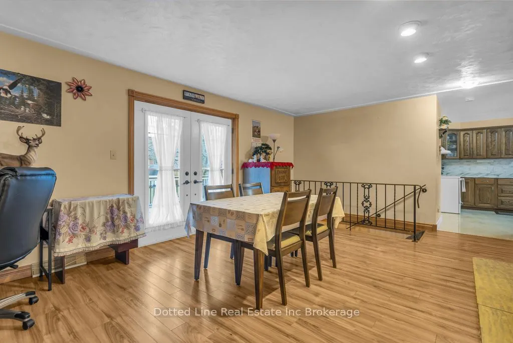 9294 Old Chapel Street, ON N0J 1Y0