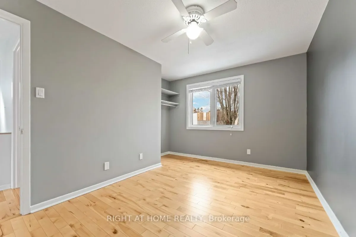 21 Ventnor Way, ON K2J 1M2