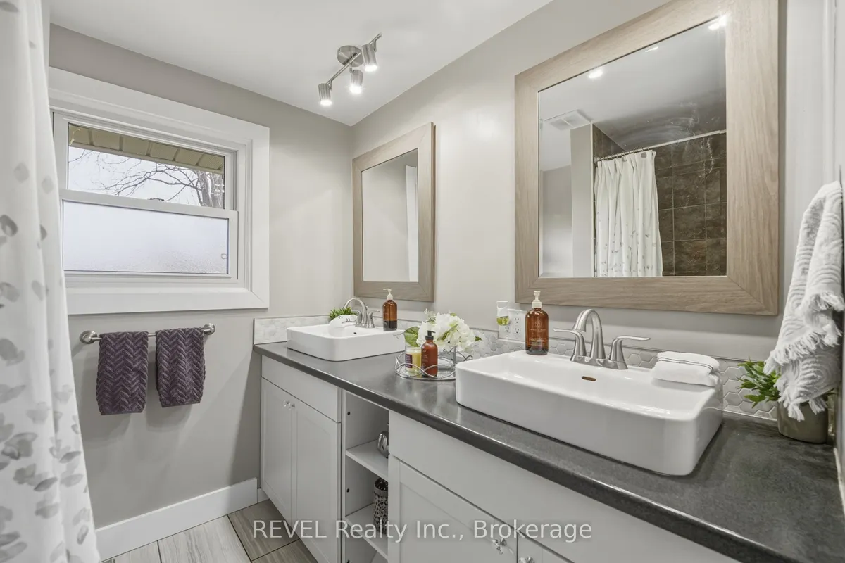 20 Bishops Road, ON L2M 1T9