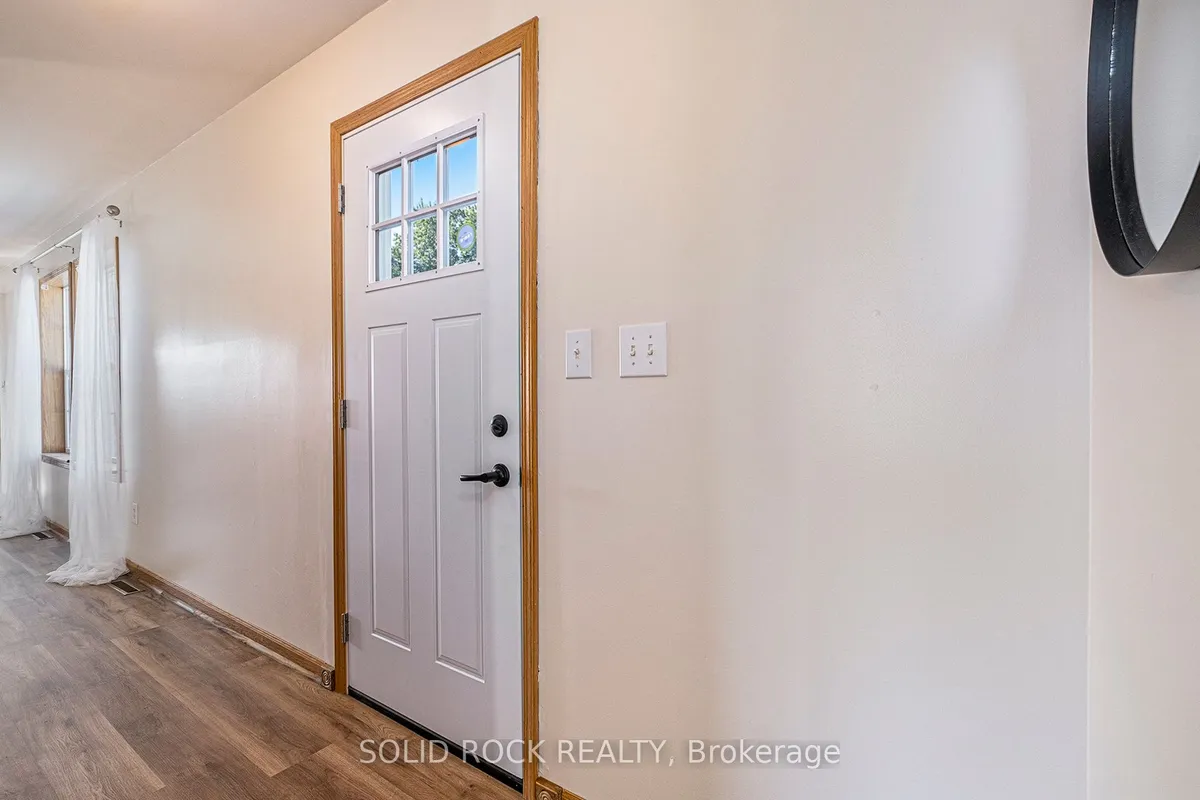 65 Vanier Road, ON K2H 7P6