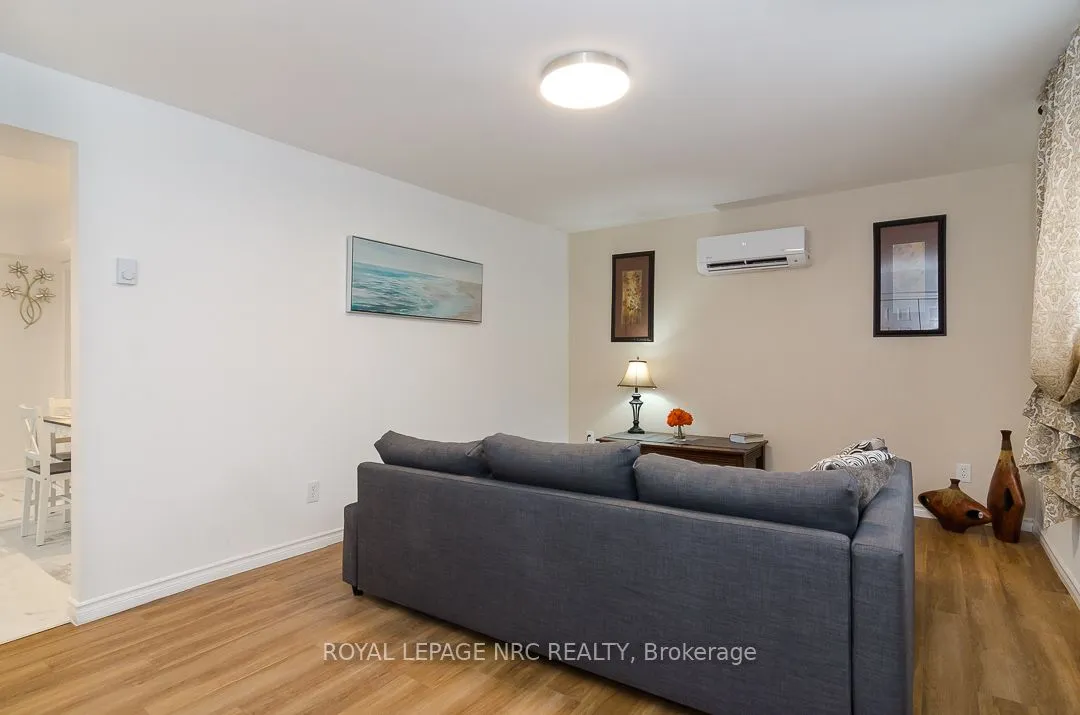 Detached living room at 84 Idylewylde Place Fort Erie