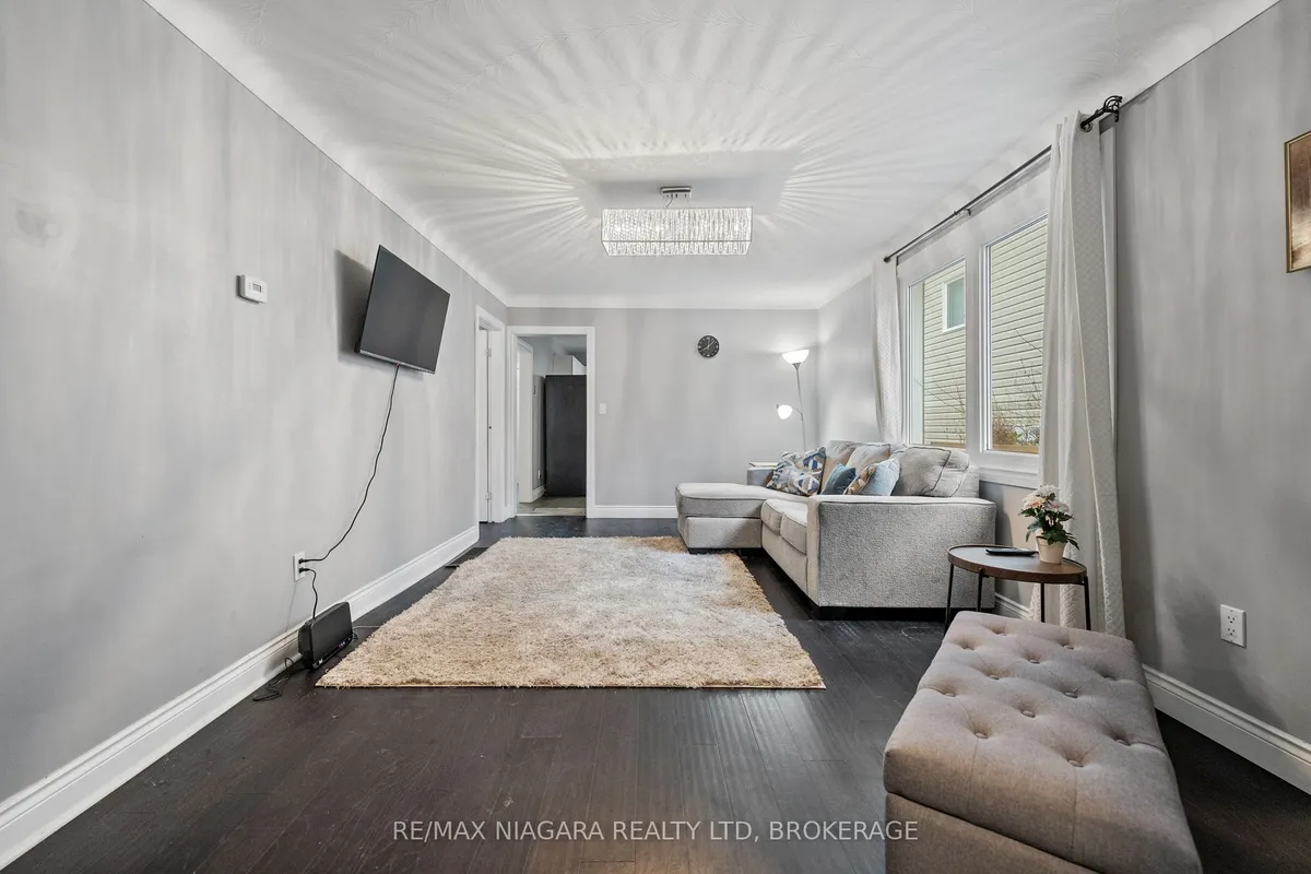 Detached living room at 67 West Street Thorold
