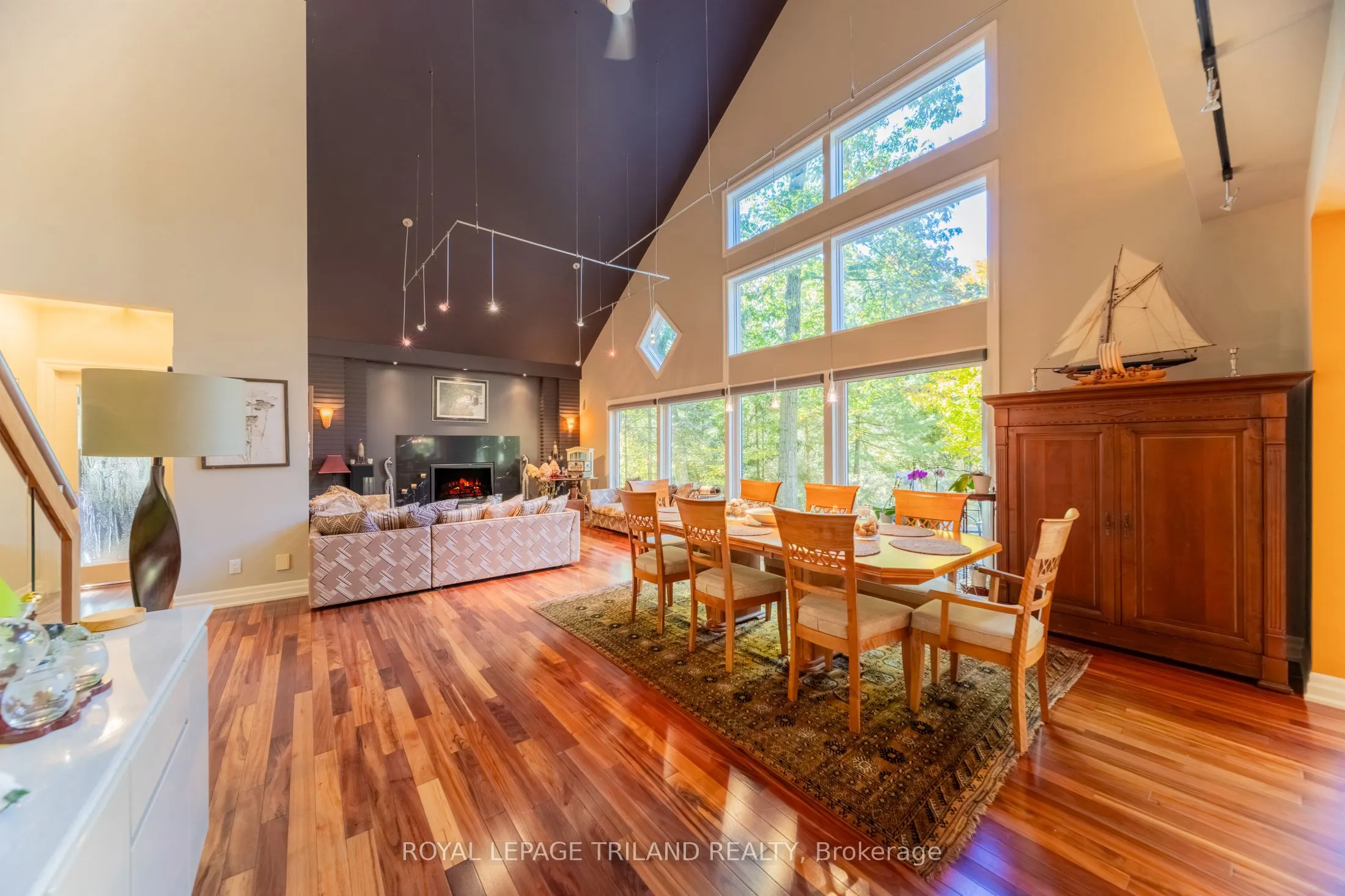 Detached kitchen at 10016 The Trail N/A Lambton Shores