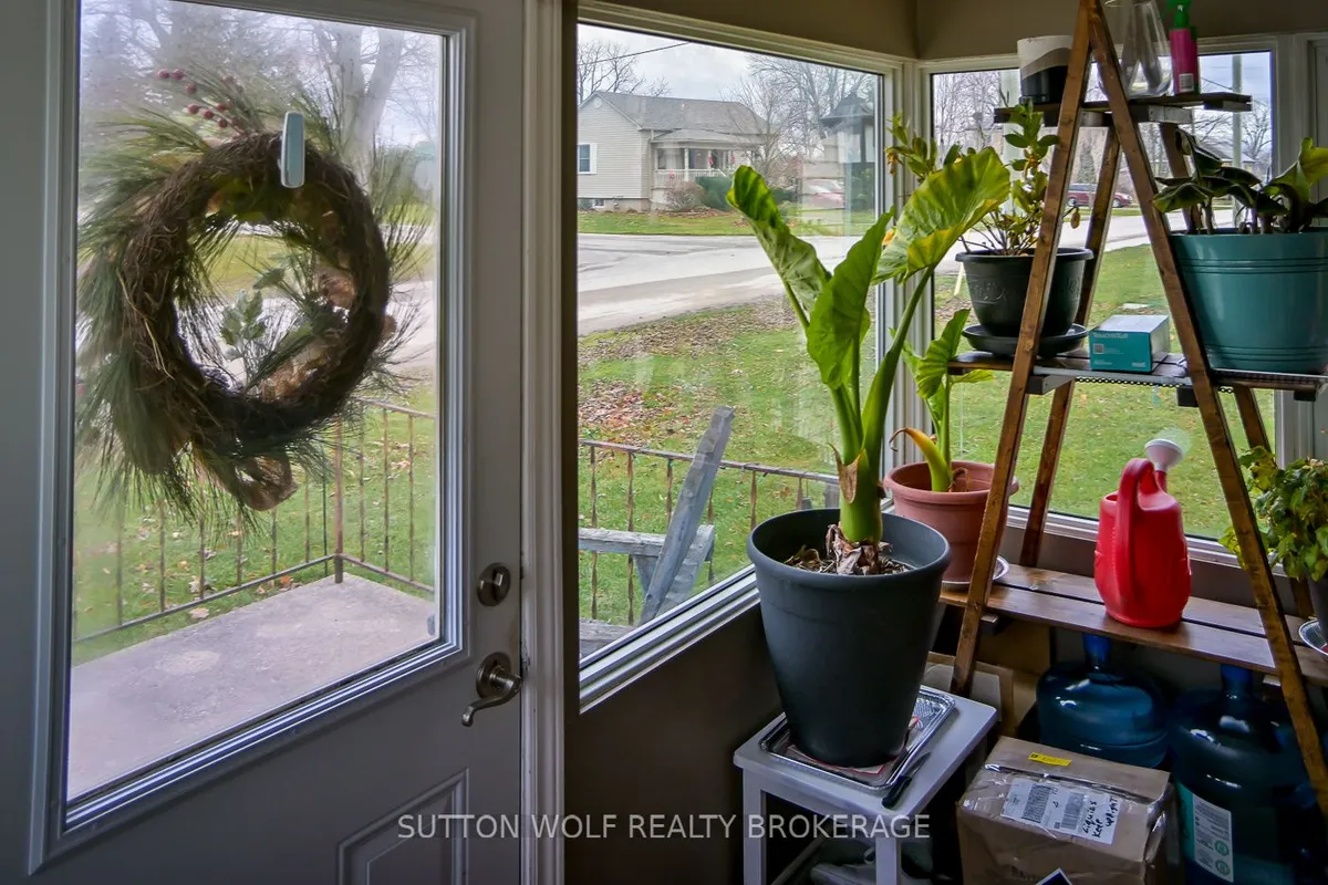 1748 Mckenzie Street, ON N0M 2B0