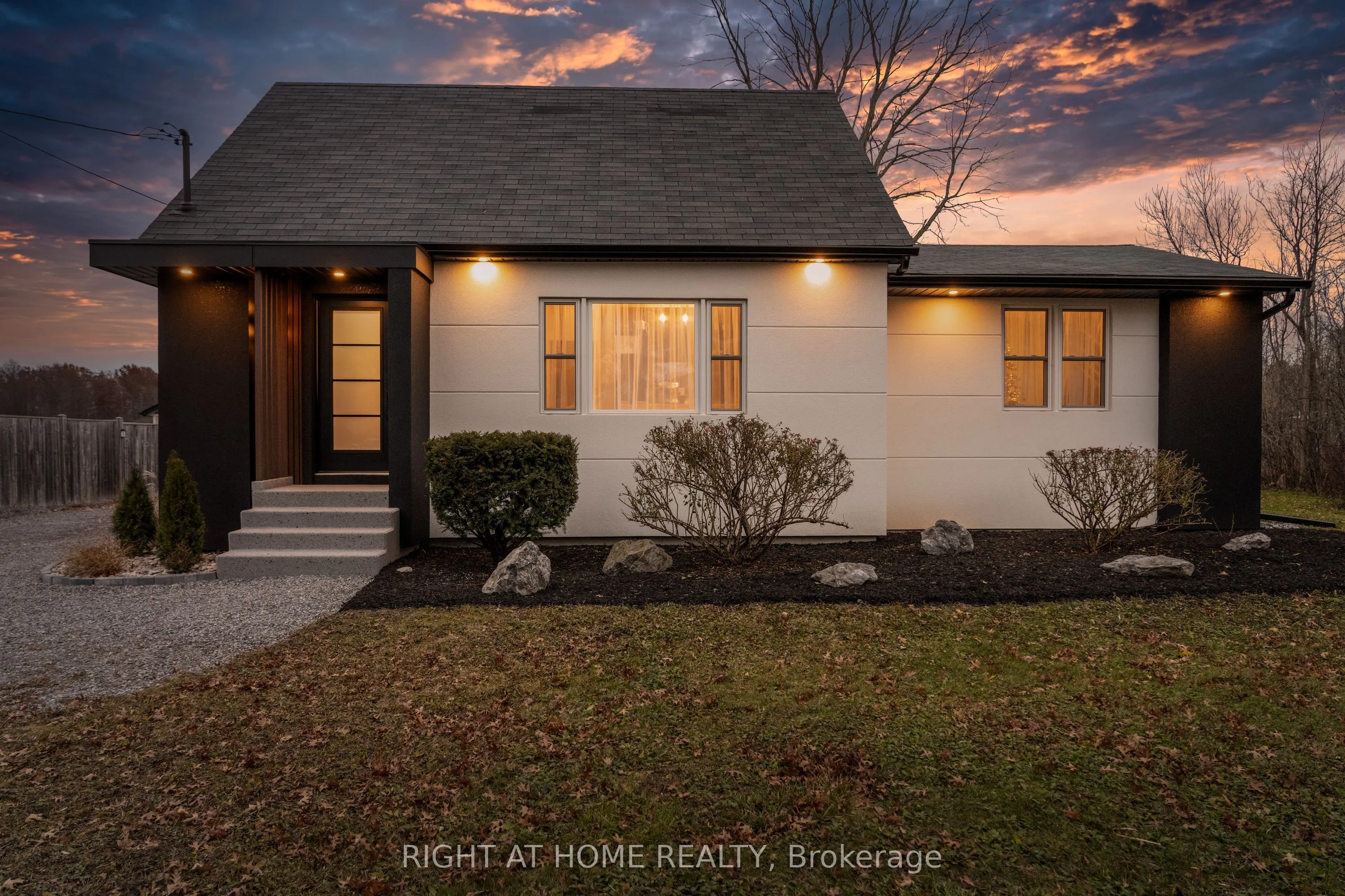 Detached 4 bedroom 4 bathroom at 1234 SPEARS Road in Fort Erie - MLS# X12584272