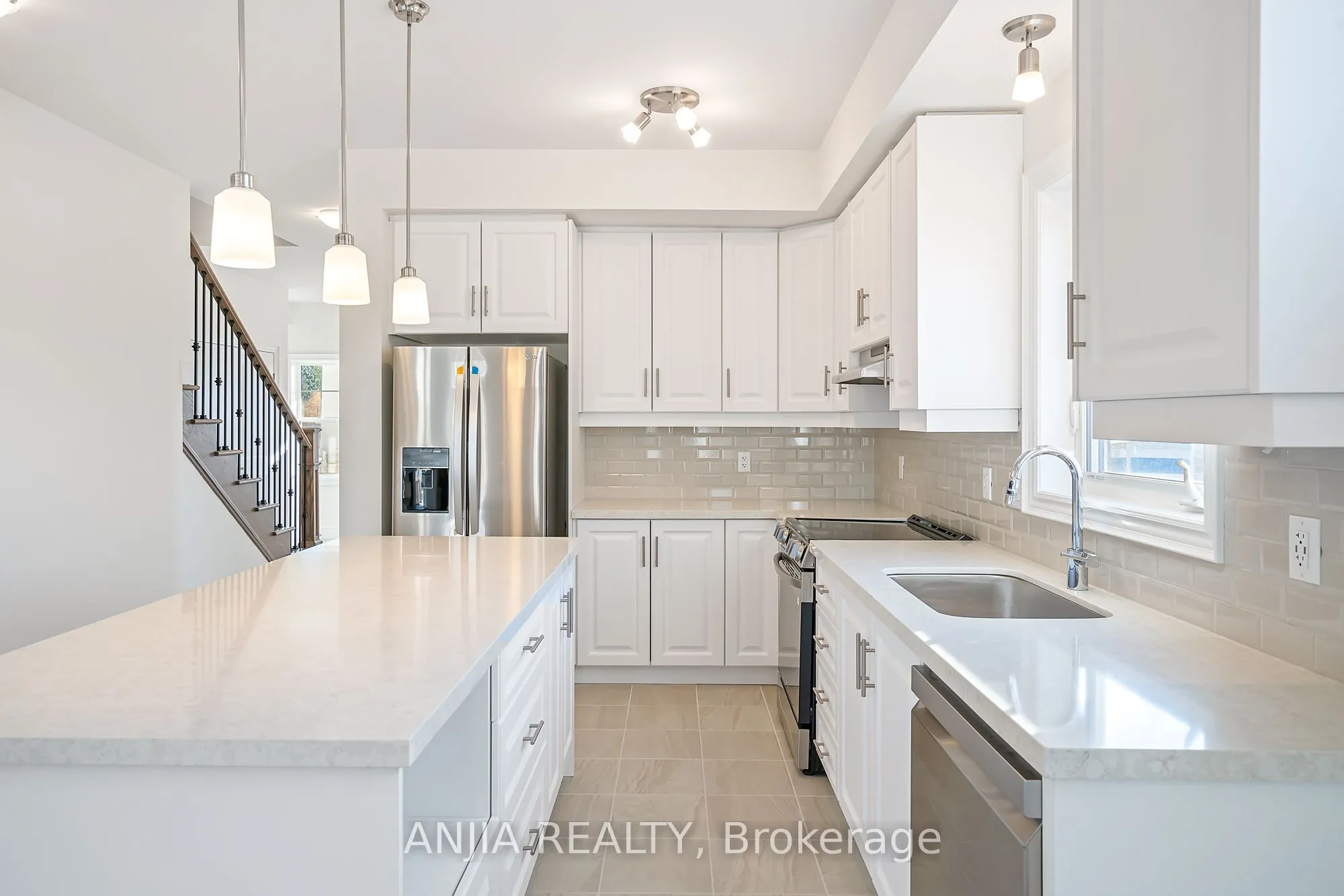 Detached kitchen at 54 Beach Walk Crescent Fort Erie