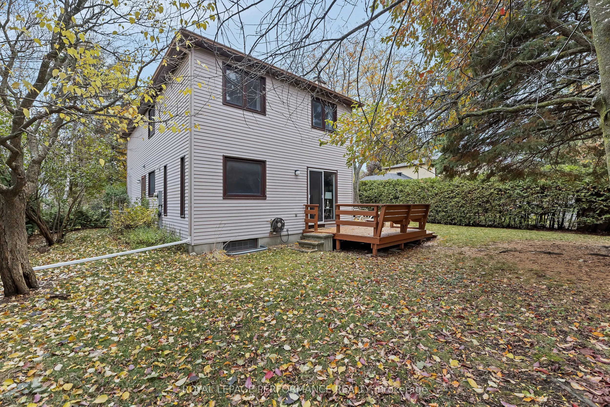 Detached kitchen at 46 Otten Drive Barrhaven