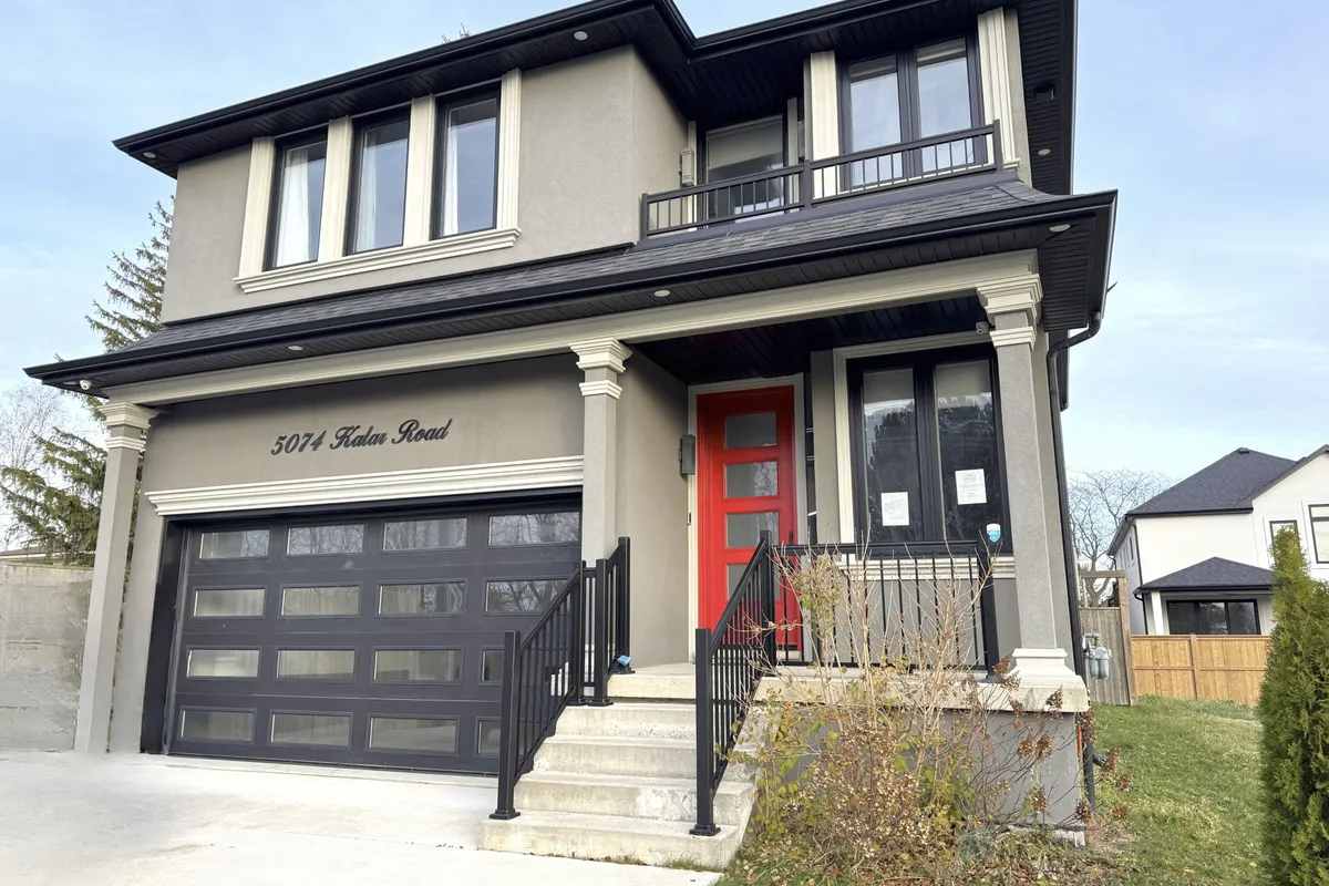 5074 Kalar Road, ON L2H 1T2