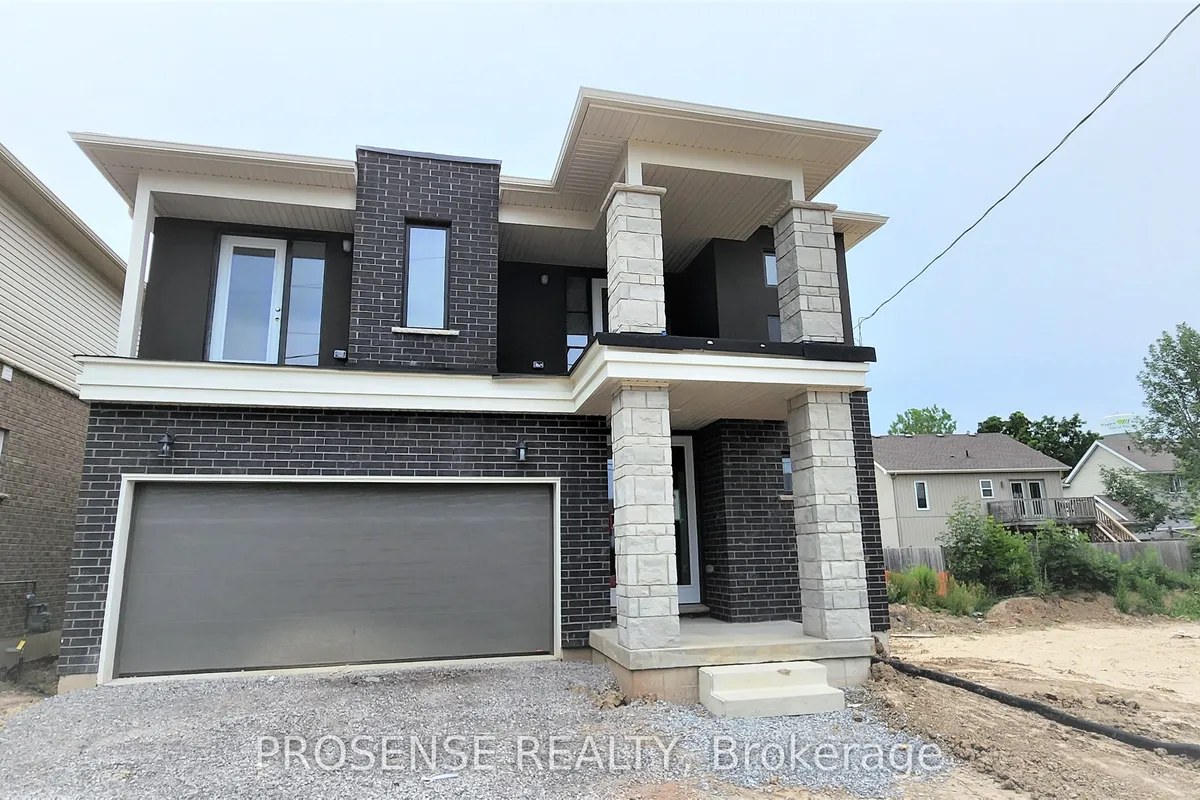 Detached 4 bedroom 4 bathroom at 217 TAYLOR Street in Thorold - MLS# X12588214