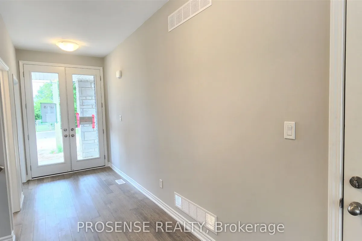 Detached interior view at 217 TAYLOR Street Thorold