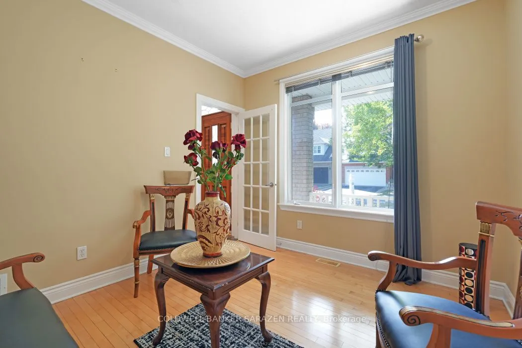 Detached living room at 5 Escade Drive Barrhaven