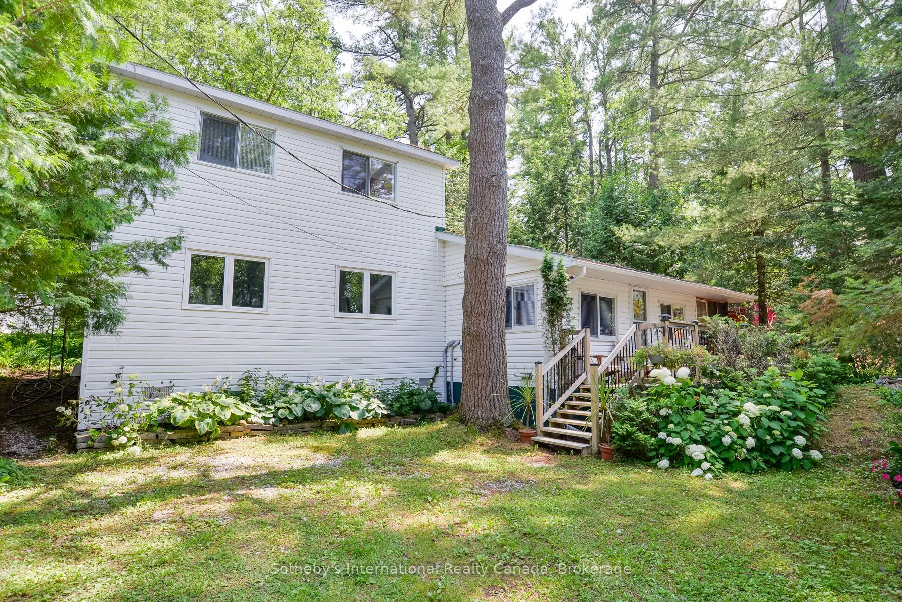 Detached 3 bedroom 1 bathroom at 1145 South Morrison Lake Road in Gravenhurst - MLS# X12591410