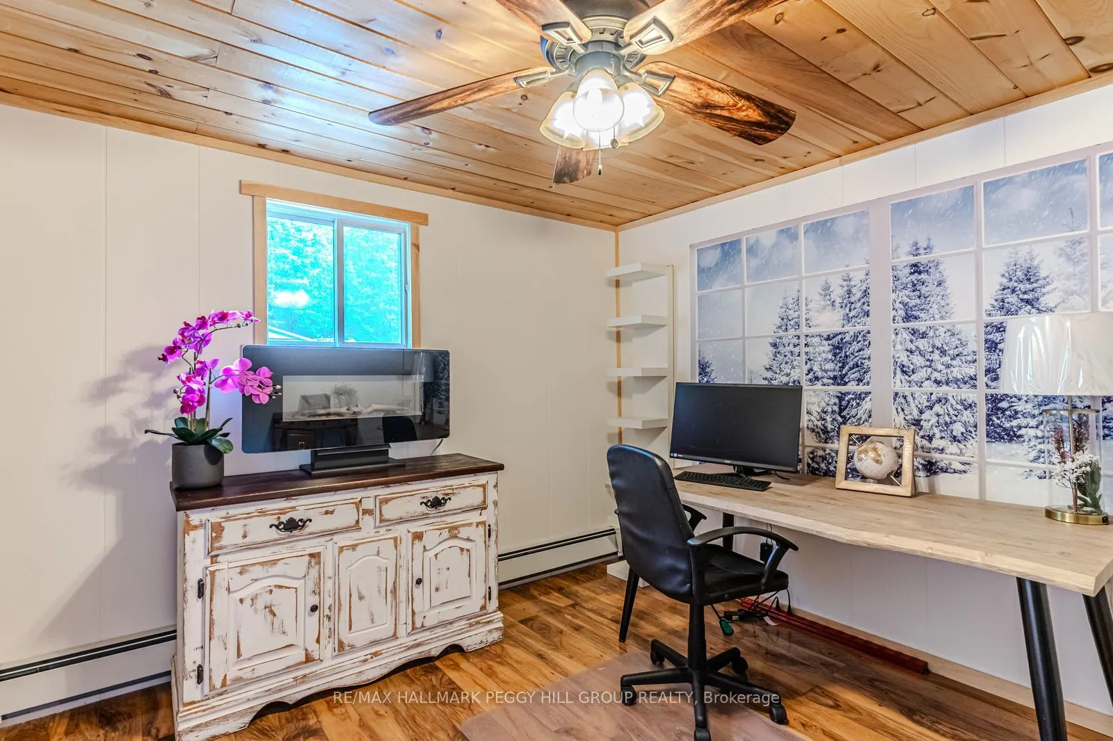 Detached kitchen at 1450 Beiers Road Gravenhurst