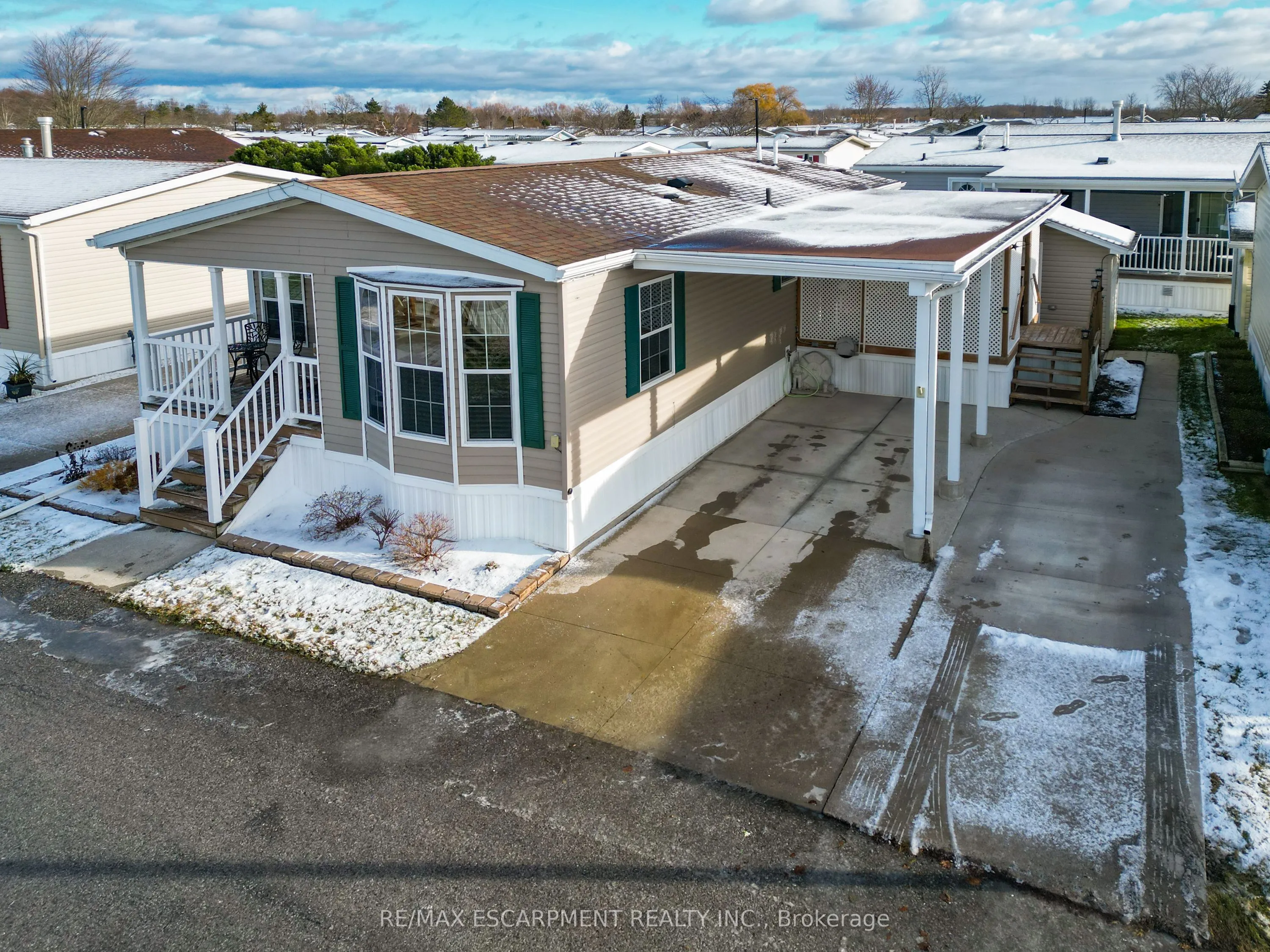 Modular Home 2 bedroom 2 bathroom at 3033 Townline Road in Fort Erie - MLS# X12594560