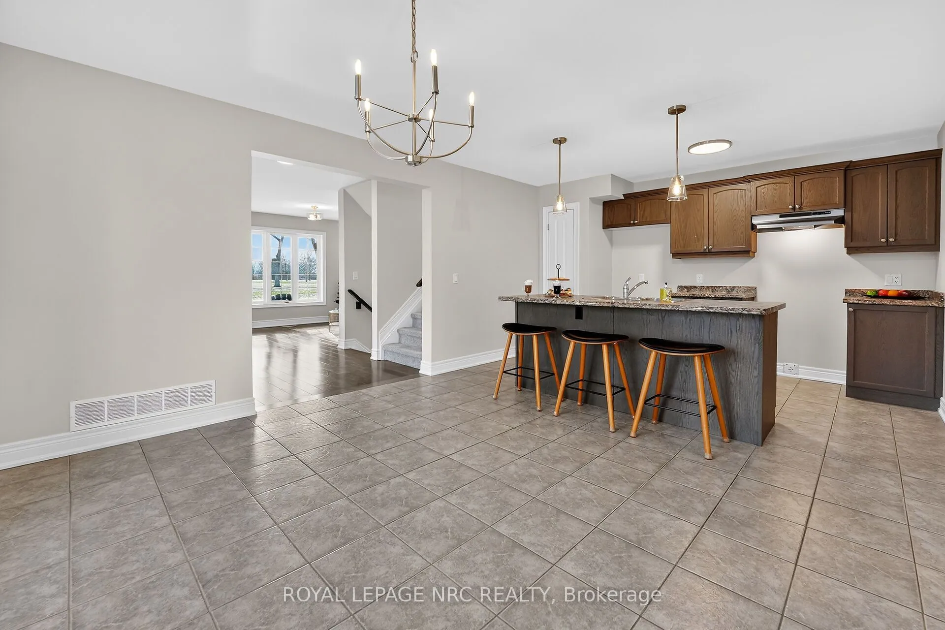 Detached kitchen at 56 Dominion Road Fort Erie