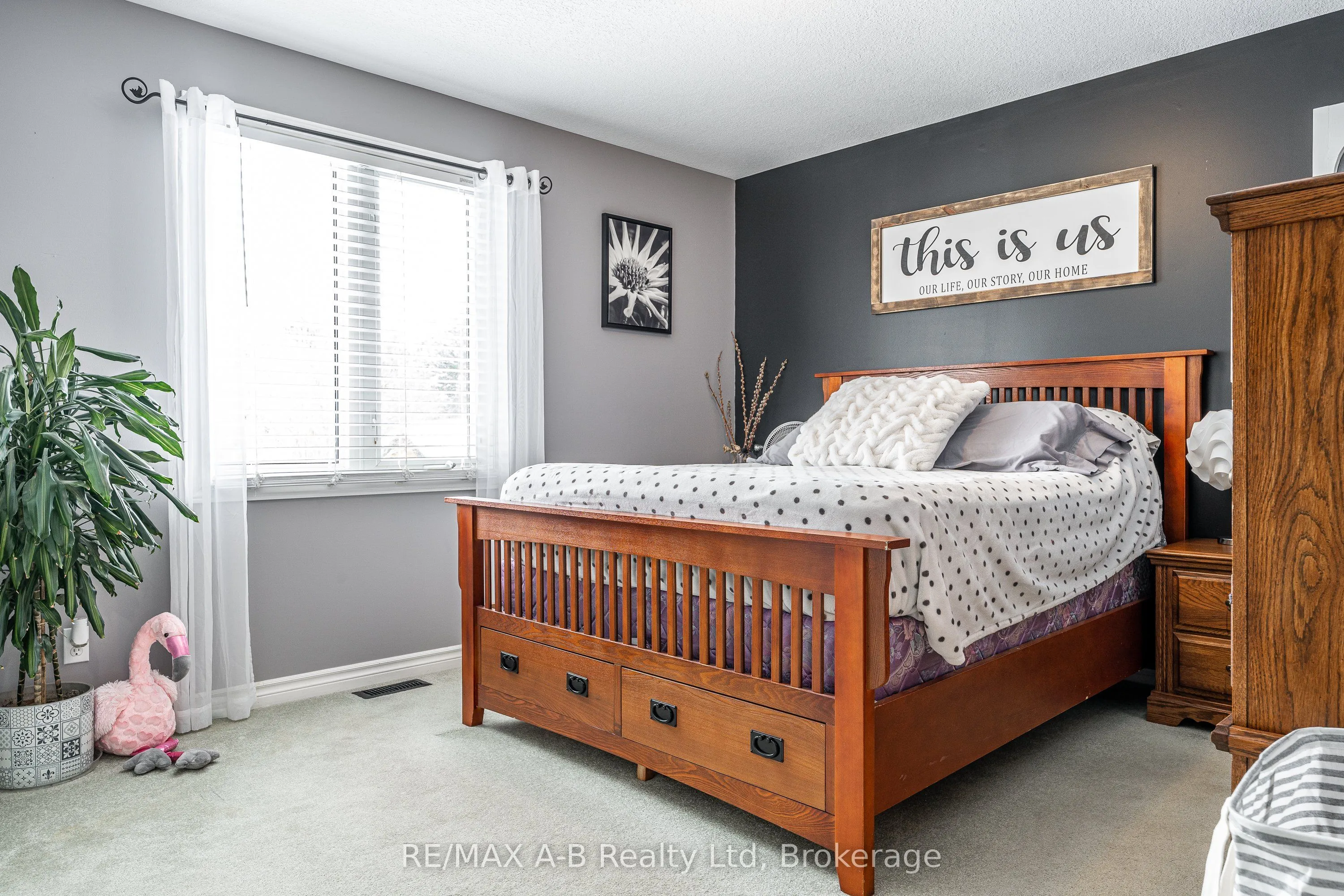 Detached 3 bedroom 1 bathroom at 56 Trailside Court in St. Marys - MLS# X12603672