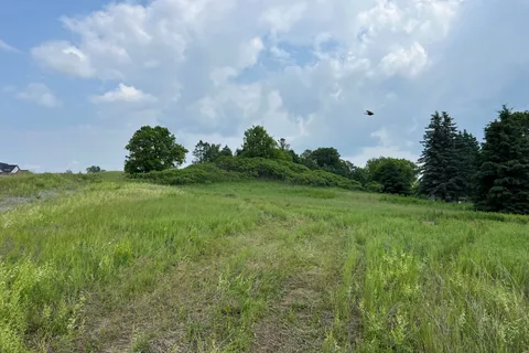 4 Country Place, Kawartha Lakes, ON L0A 1A0