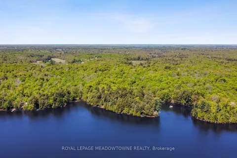 N/A Ahmic Lake Rd, Magnetawan, ON