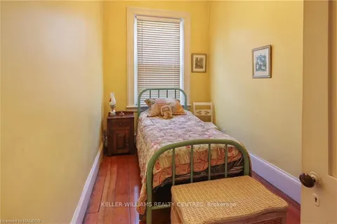 484 Carlisle Street, Saugeen Shores, ON N0H 2L0
