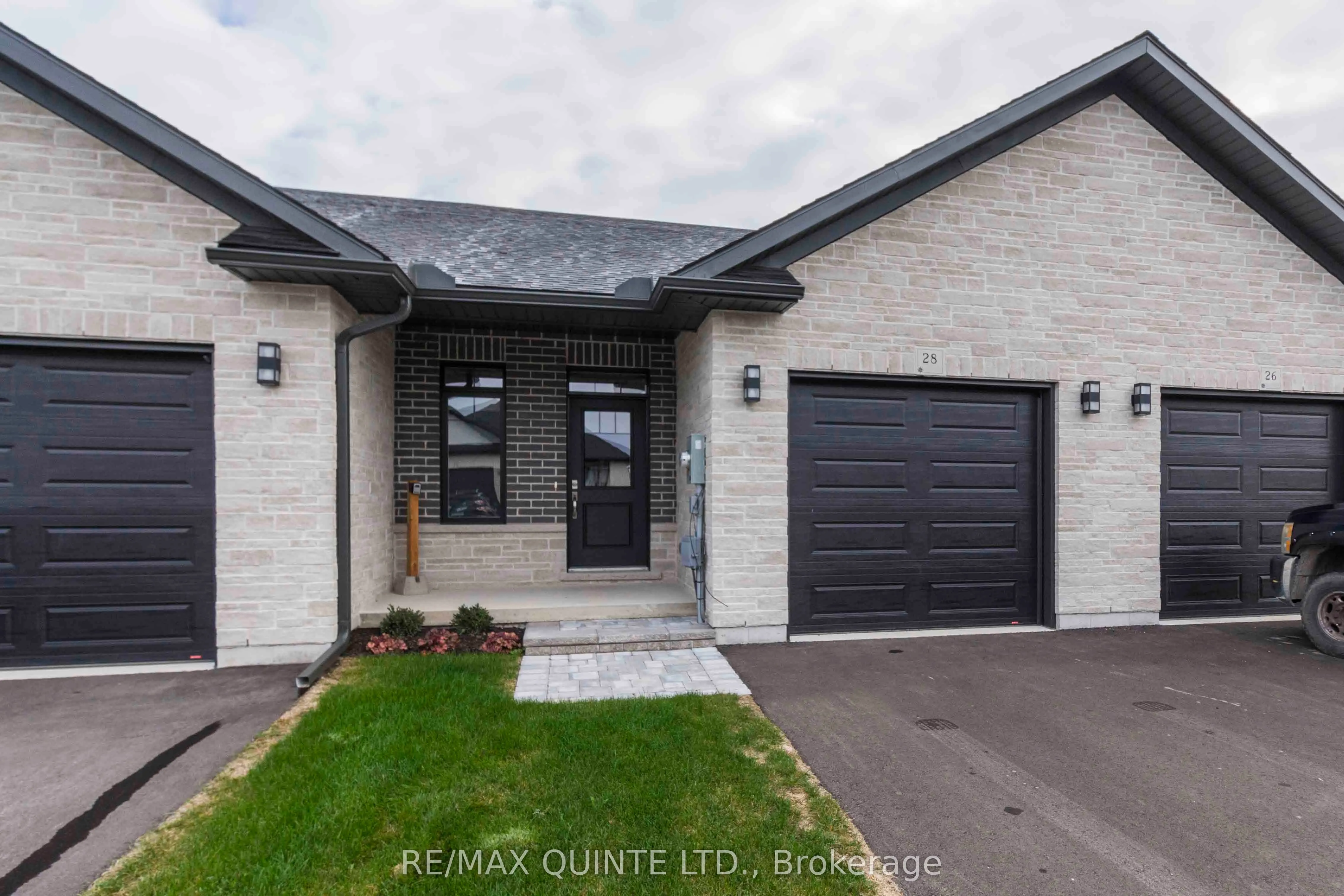 7 VAUGHN Court, Belleville, ON K8N 0R7
