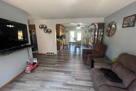 2528 Dawson Road, Thunder Bay, ON P7G 2G2